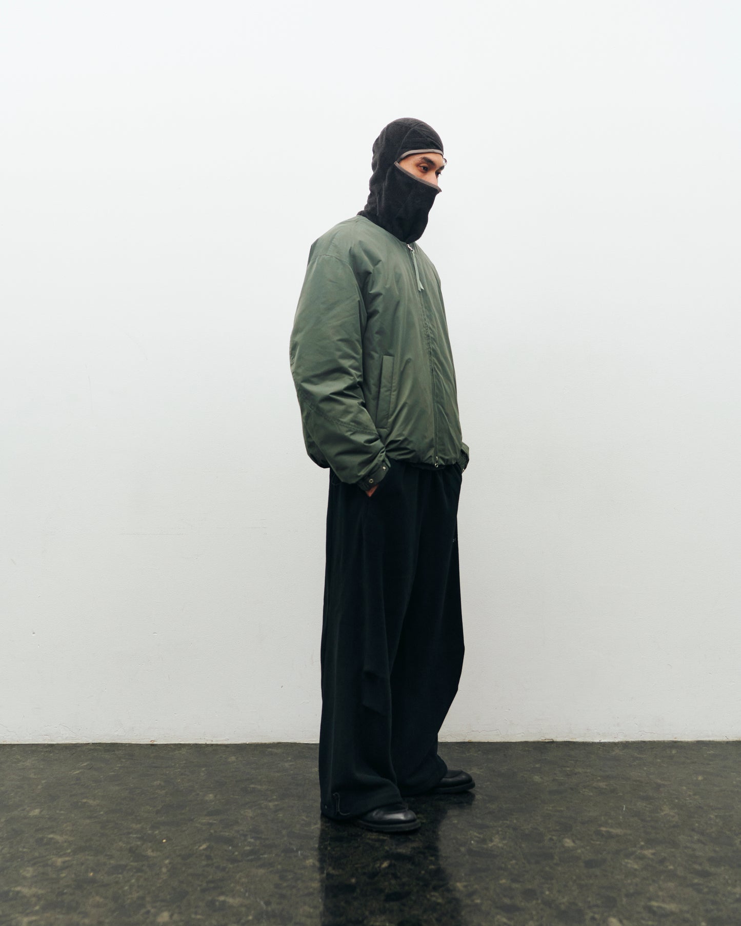 COLLARLESS BOMBER DOWN JACLET