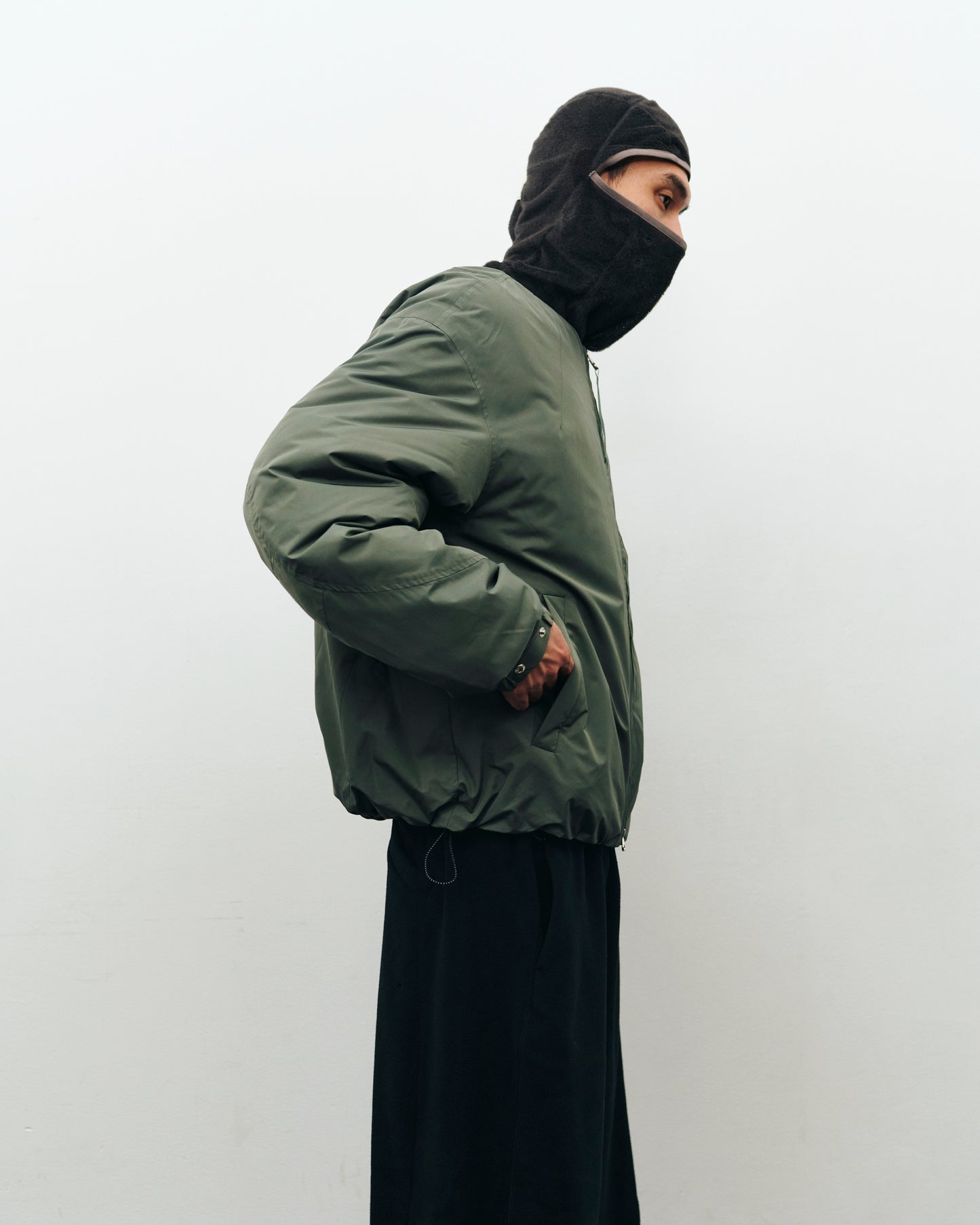 COLLARLESS BOMBER DOWN JACLET