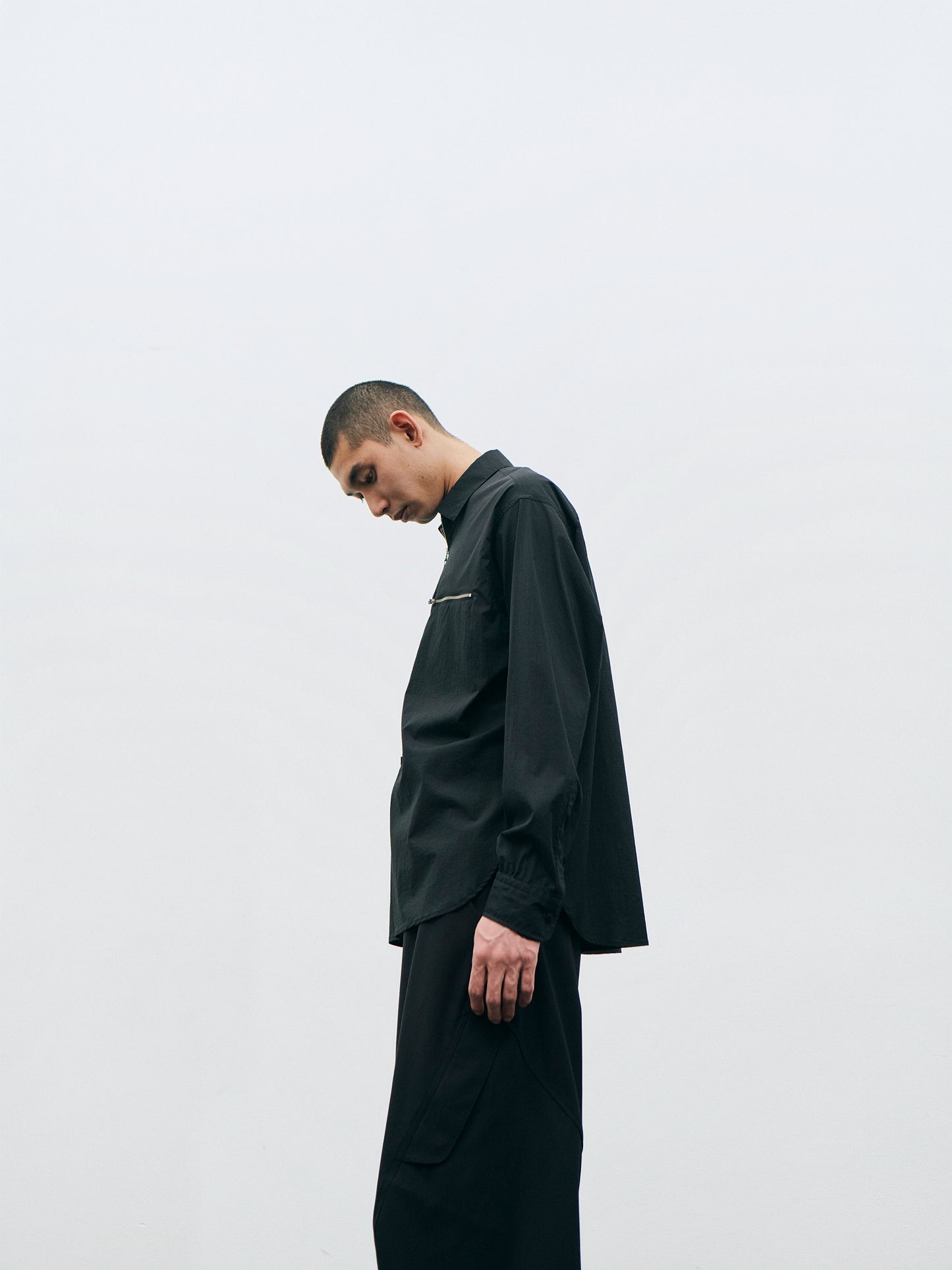 LIGHTWEIGHT HALF ZIP SHIRT