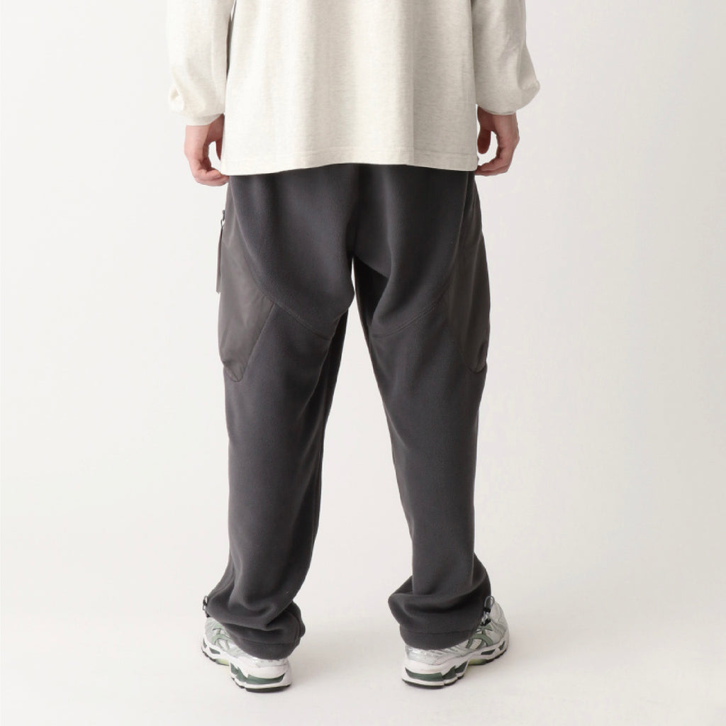 LOOSE FIT TECH FLEECE PANTS