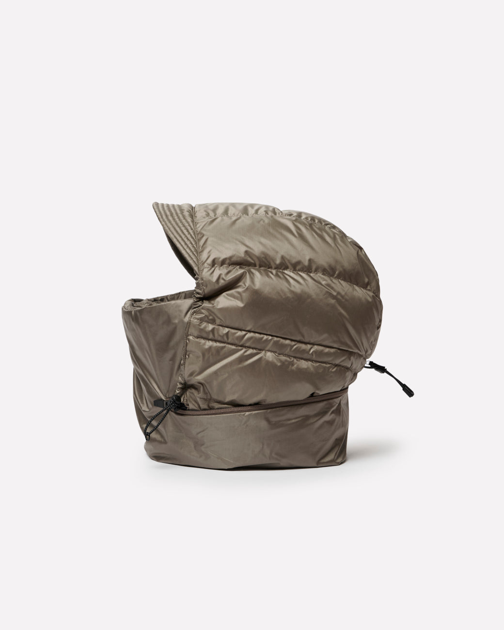 CONTOUR HOODED WARMER
