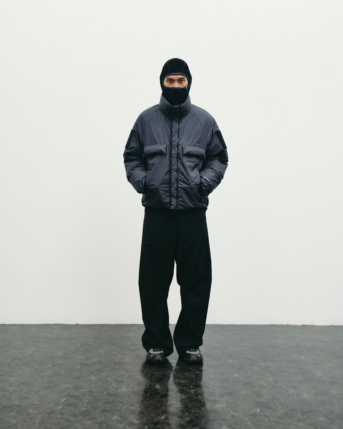 CONTOUR DOWN JACKET