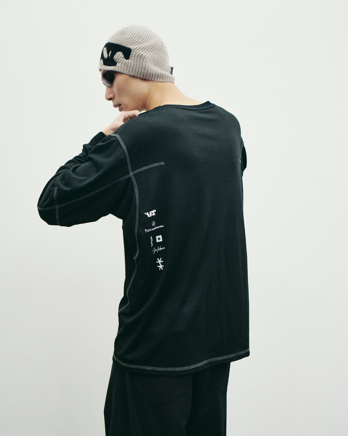 JUN MIKAMI × YDOT V NECK MERINO TOP