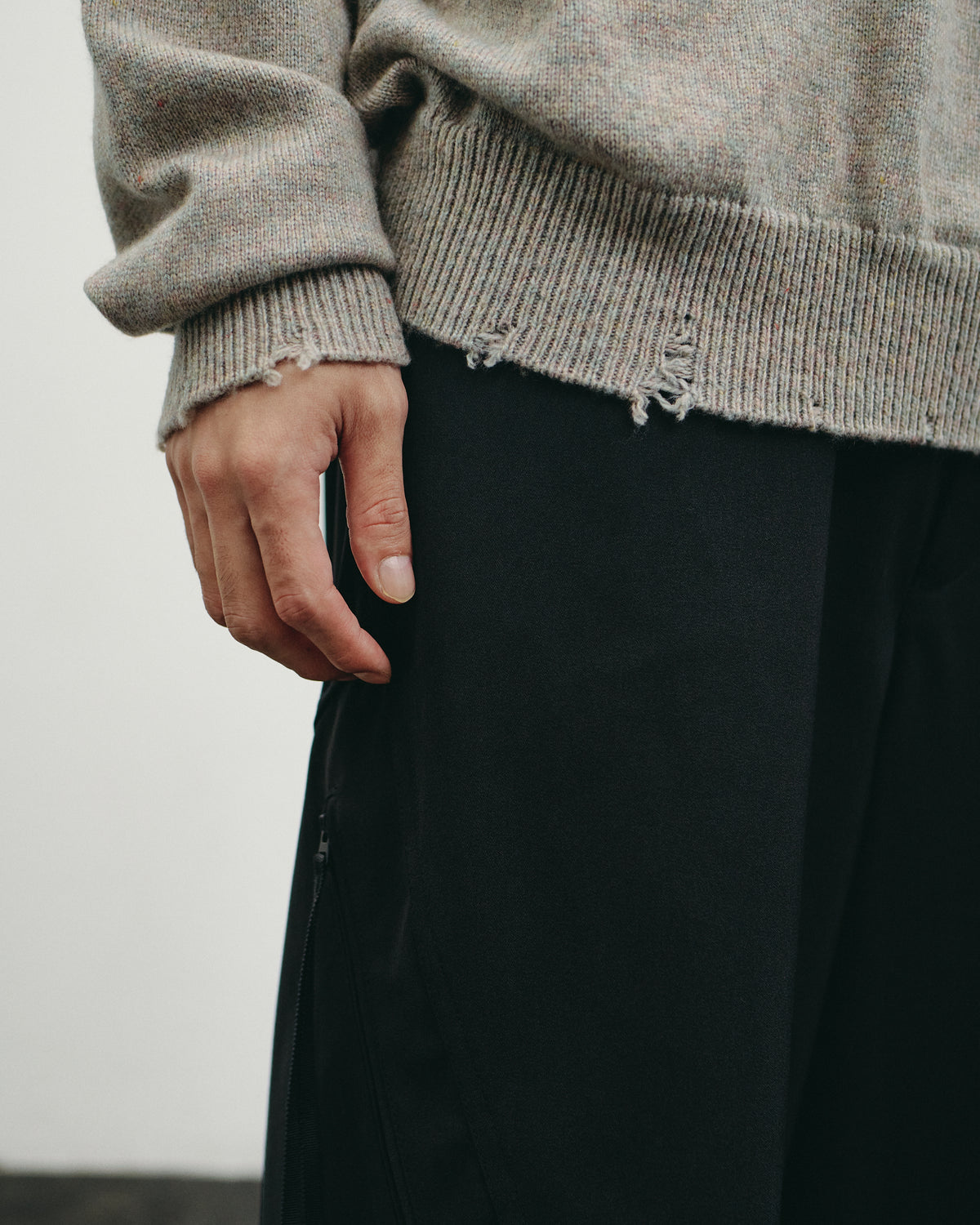 FRACTAL HOLE KNIT / MERINO